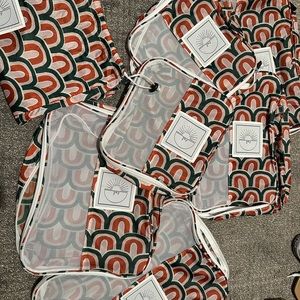 To and Fro packing cubes (full set brand new)